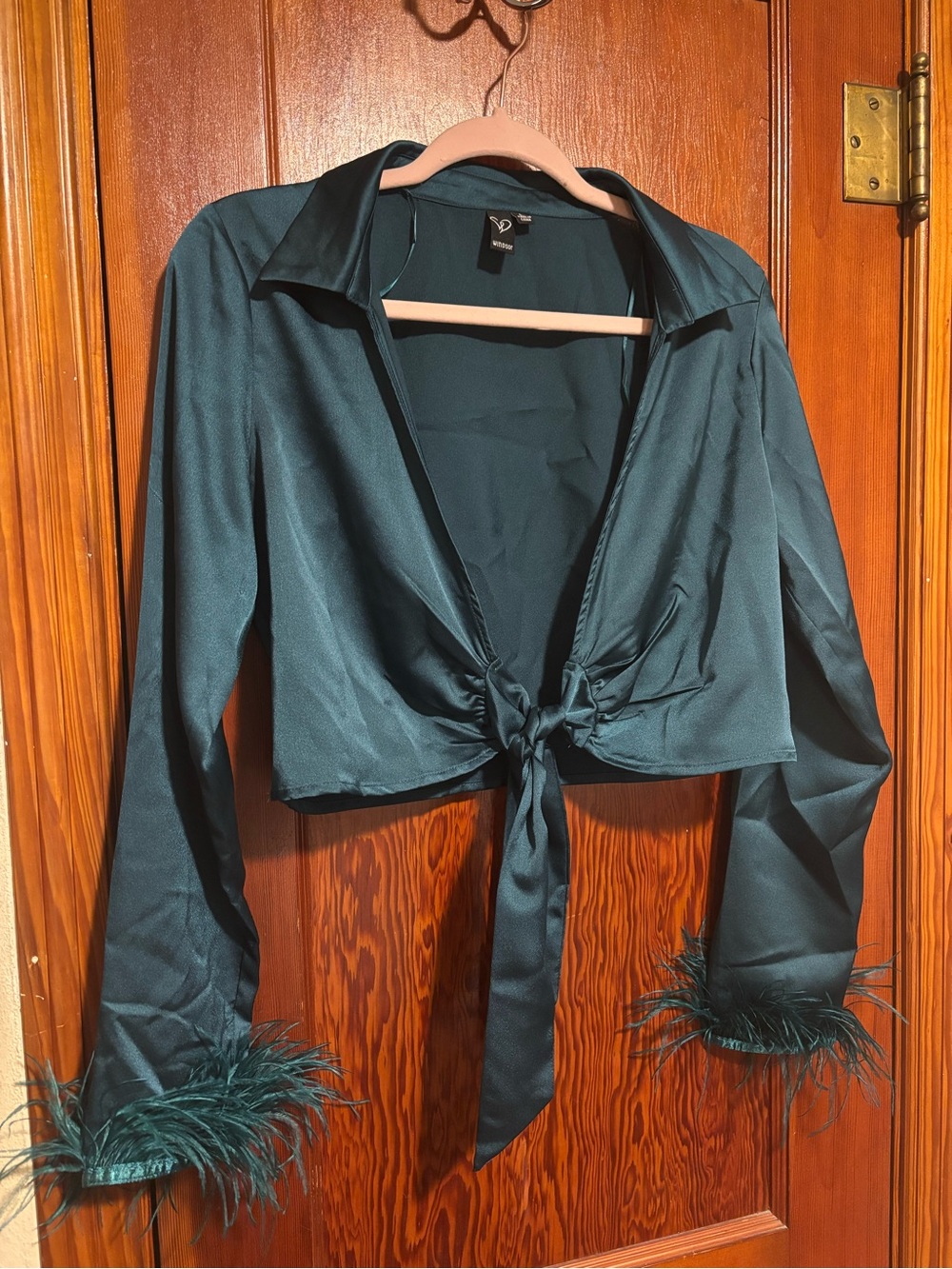 WINDSOR Light As A Feather Emerald Green Tie Front Top Size Large